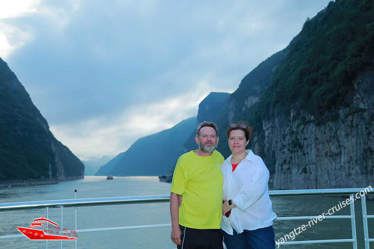 Clare and James Enjoyed the Shore Excursions Arranged by Century Legend in April 2025 Yangtze China Tour Review