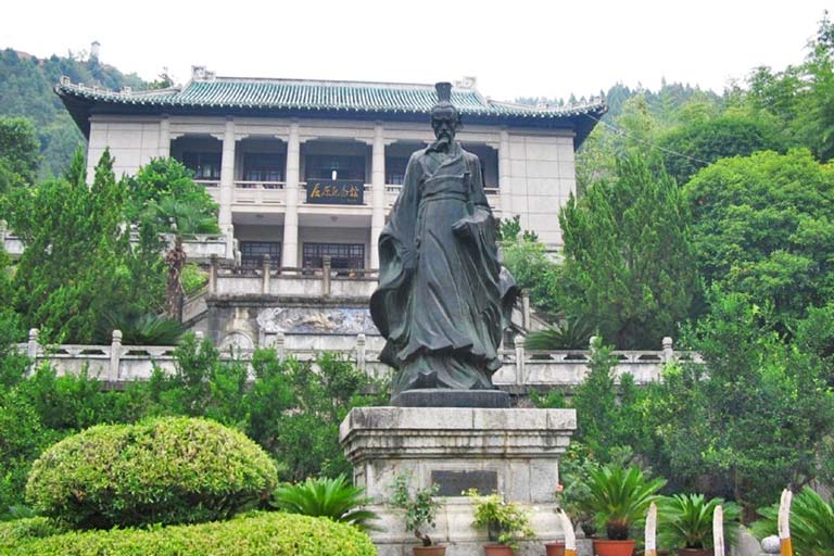 Quyuan Temple