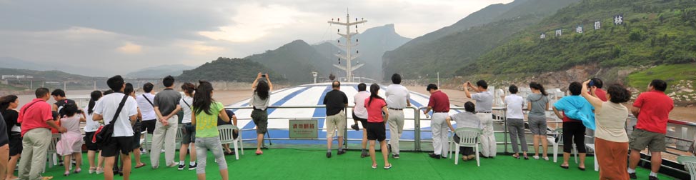 M.S. Victoria 2 Yangtze Cruise Ship Deckplans