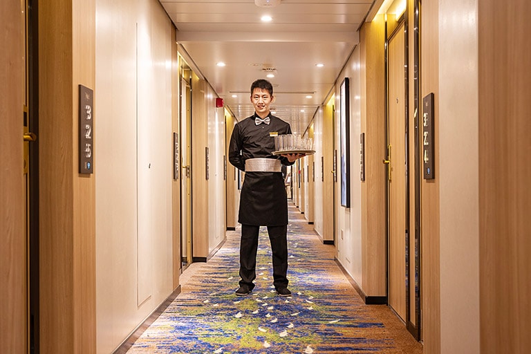 Service on Victoria Cruises