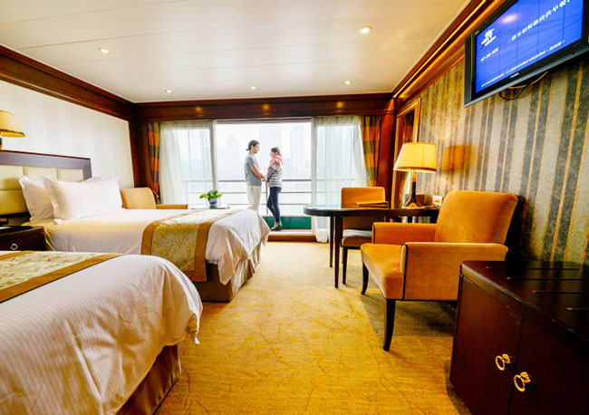 Executive Cabin of Victoria Cruises