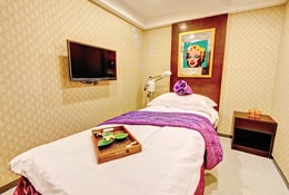 Yangtze Gold 7 Massage Center