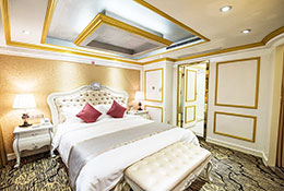 Presidential Suite on Yangtze 2