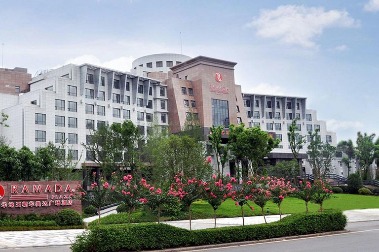 Ramada Plaza Chongqing West Hotel