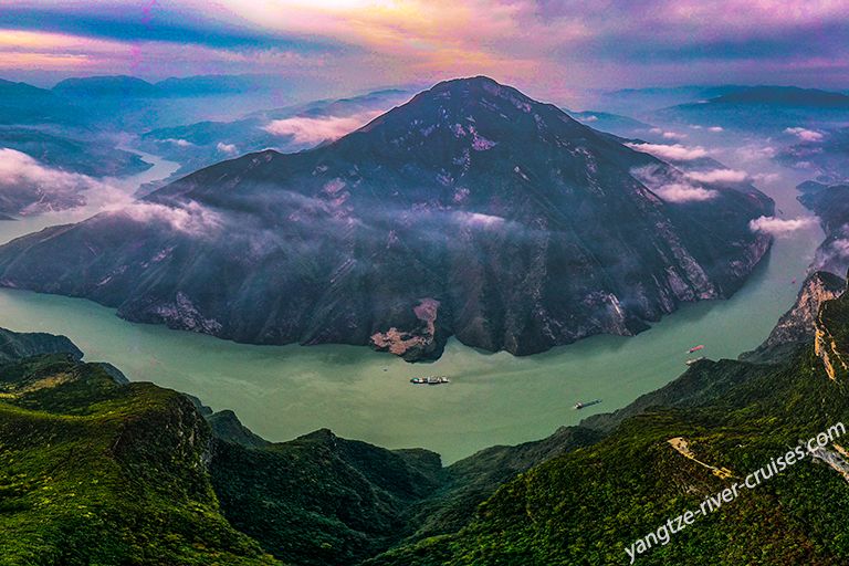 Three Gorges Summit