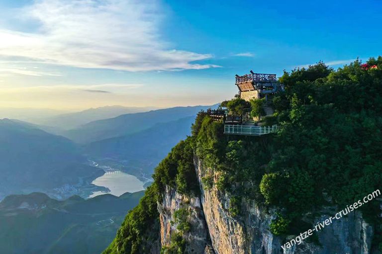 Three Gorges Summit