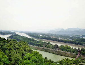 Yangtze Cruise Specialist Shirley